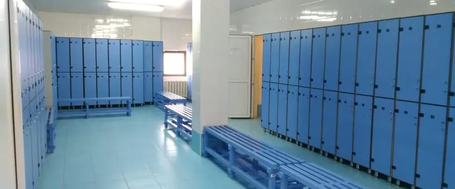 gallery slide