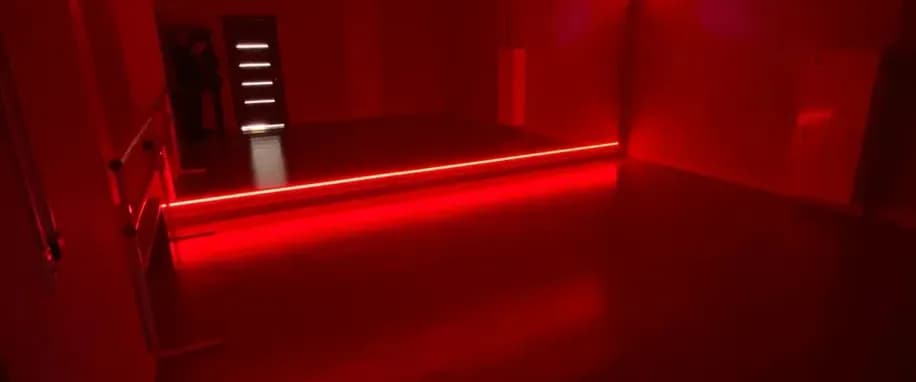 gallery slide