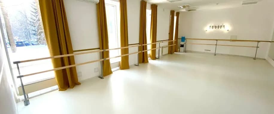 gallery slide