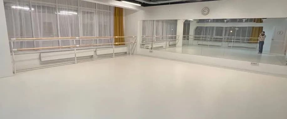 gallery slide