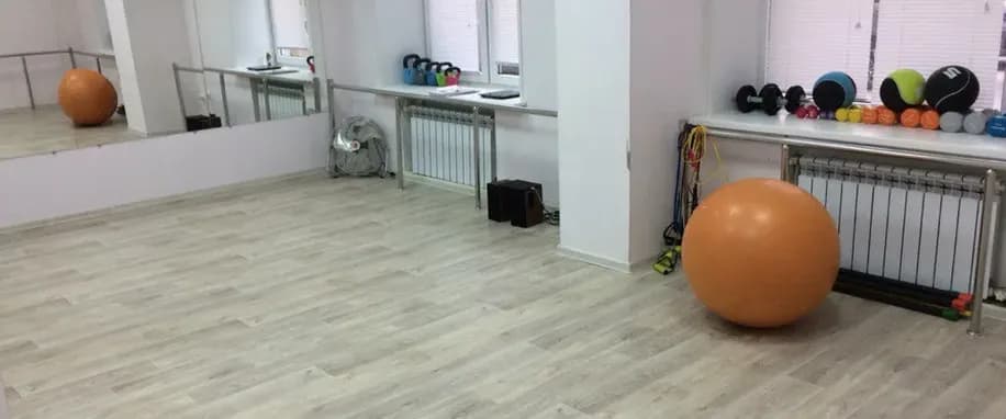 gallery slide
